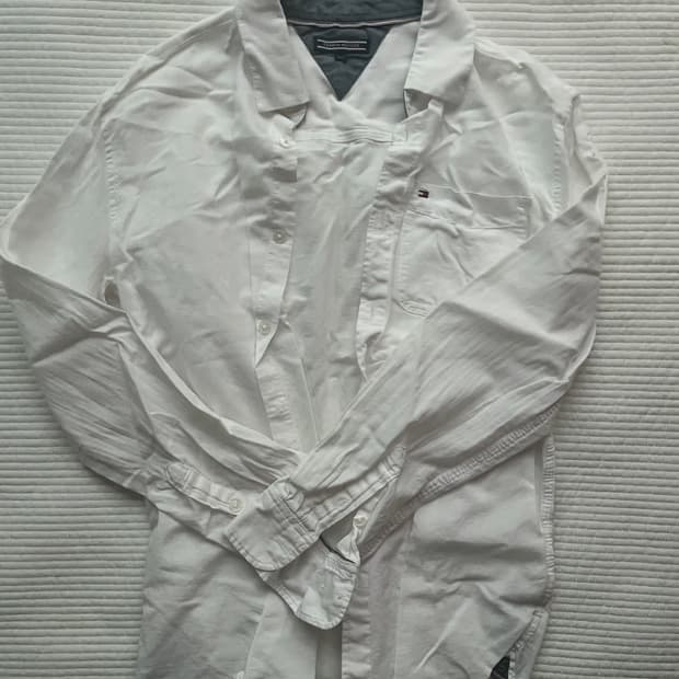 타미힐피거 화이트 셔츠