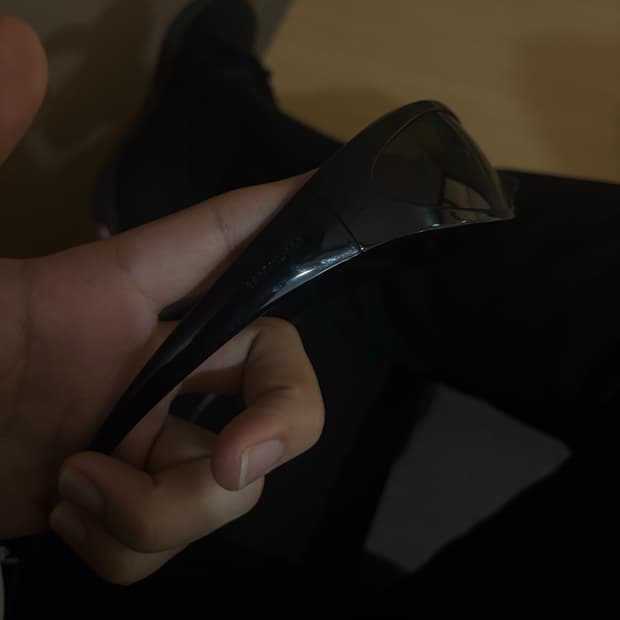 발렌시아가 스킨캣 선글라스