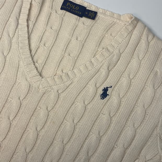 폴로 랄프로렌 케이블 브이넥 니트 아이보리