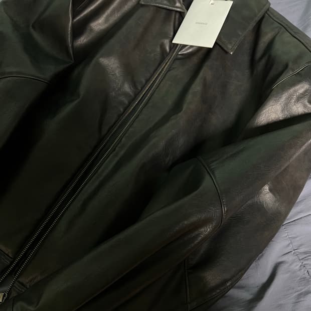 아모멘토 24fw 비건레더블루종 L