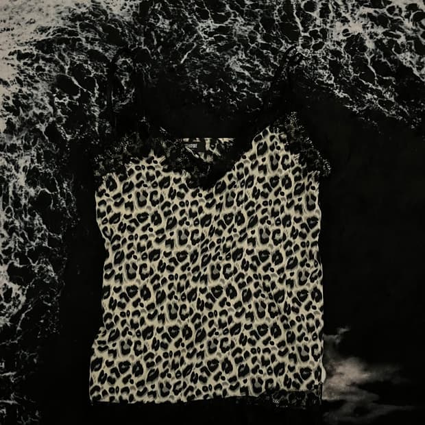 레이스 레오파드 나시