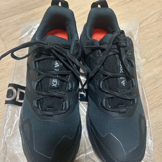 아디다스 테렉스 스카이체이서 AX5 고어텍스 하이킹