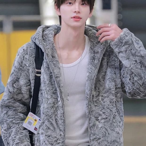 네버포겟 FAUX SHEARLING FULL 후드 집업 급처가격