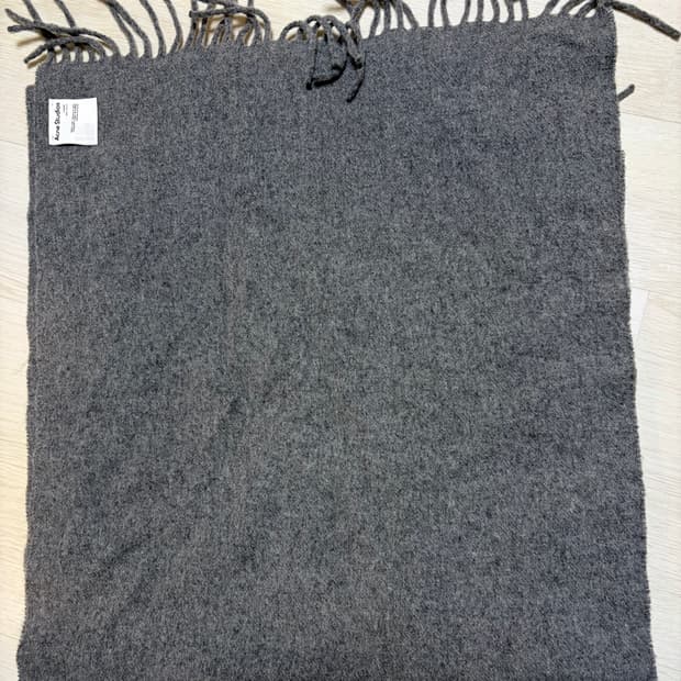 아크네 스튜디오 울 머플러 그레이