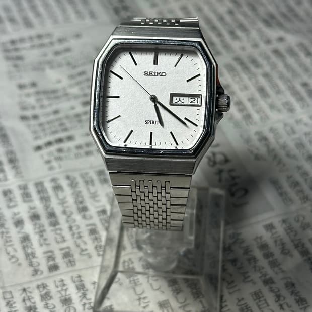 SEIKO quartz spirit