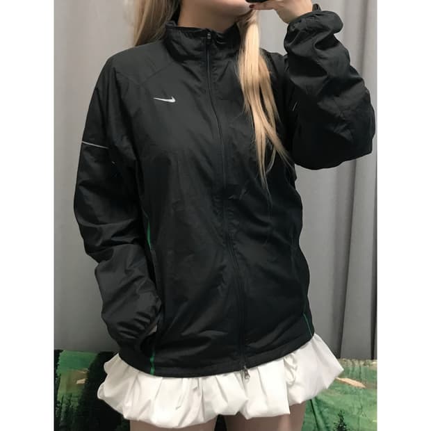 나이키 트레이닝 바람막이 L