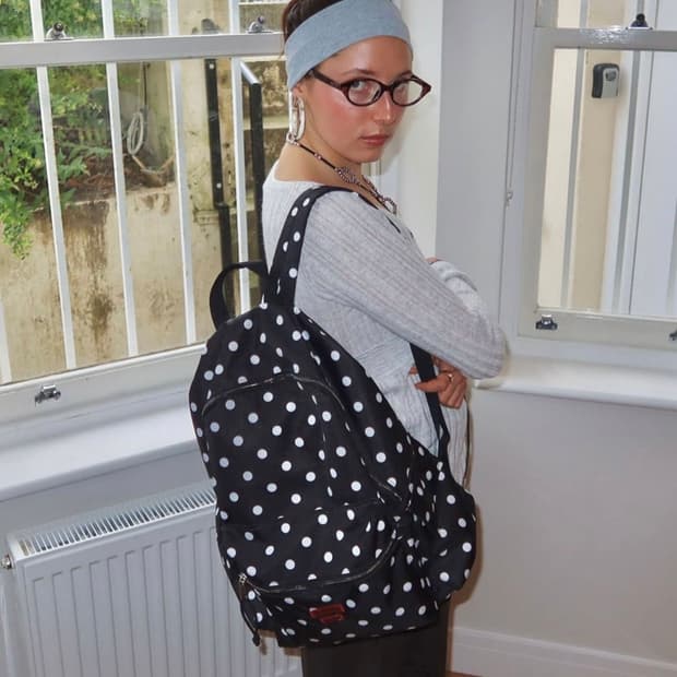 (삽니다)바이아틀리에 이지백팩 도트 블랙