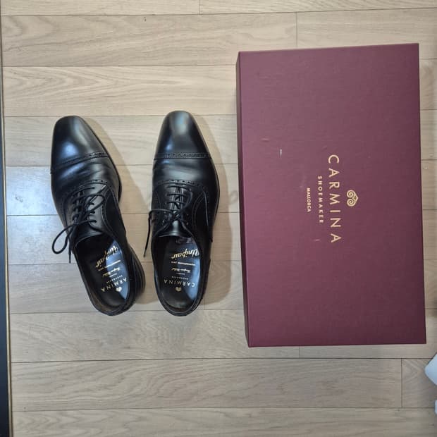 유니페어 까르미나 80214 7.5 사이즈