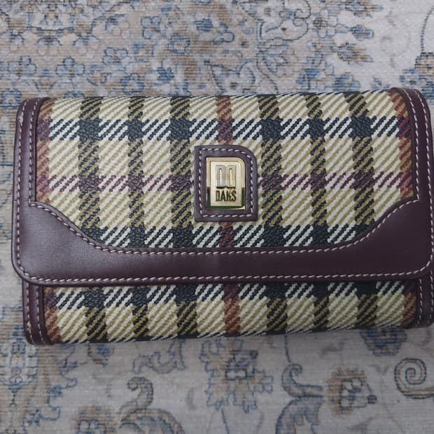 닥스 체크 반지갑 브라운 가죽