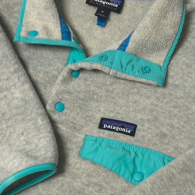 파타고니아 신칠라 오트밀 민트 