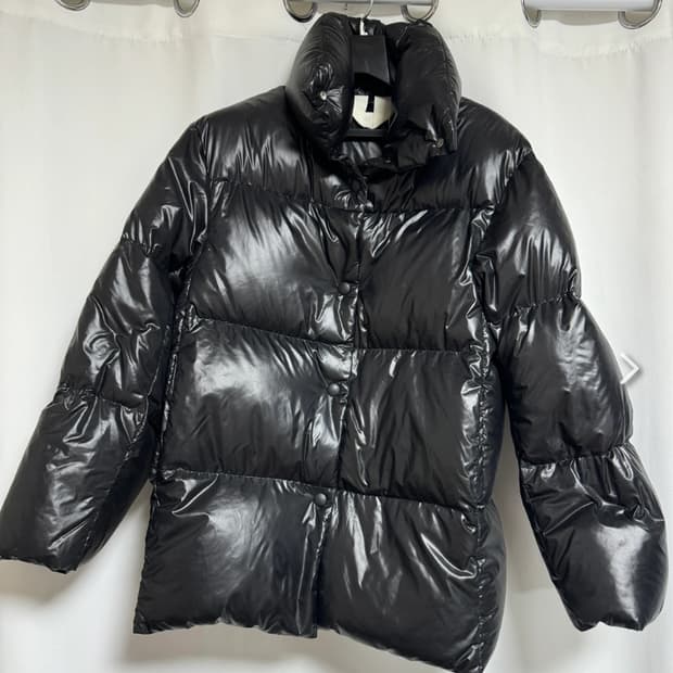 아르켓 유광 패딩 21 AW