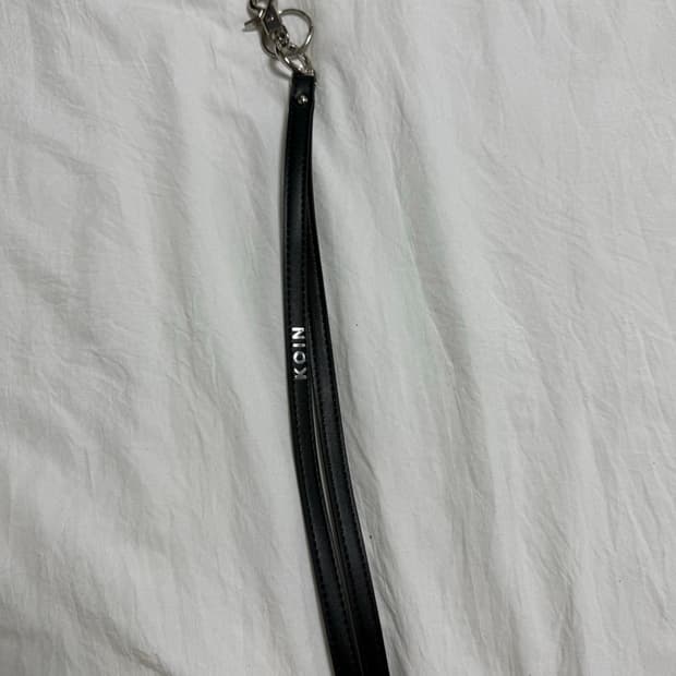 코인서울 밈더워드로브 크로스백 키링