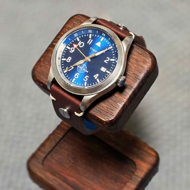 타이맥스 X 팬암 GMT 파일럿 워치 (39mm)