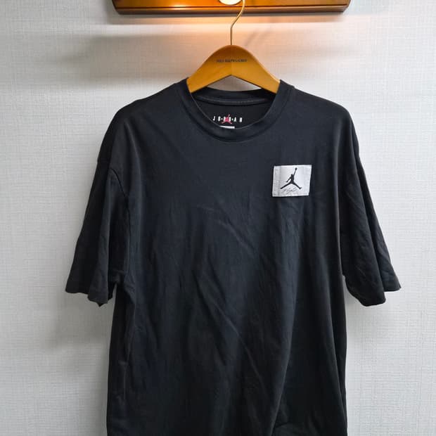 L) 나이키 조던 플라이트 오버핏 반팔 티셔츠 팝니다