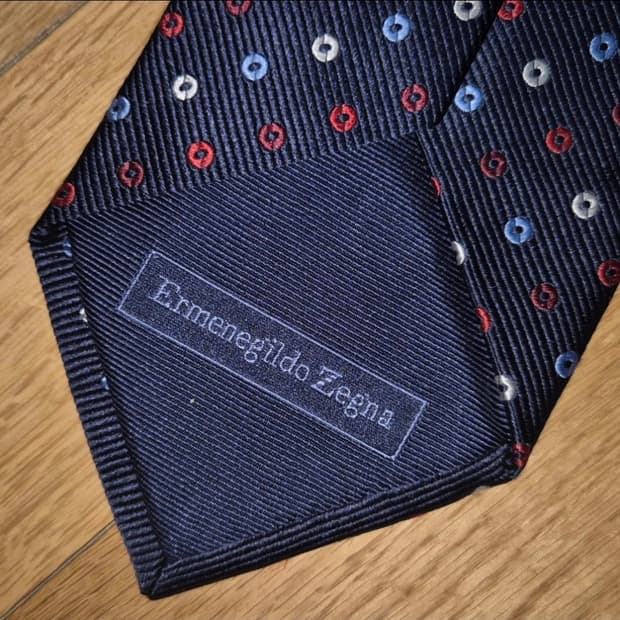 에르메네질도 제냐 남성 넥타이