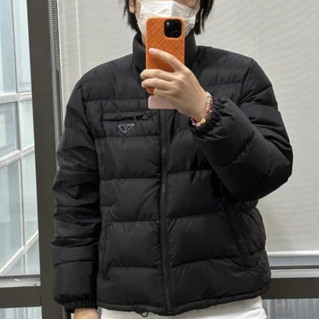 (50) 프라다 SGB702 이동휘 패딩