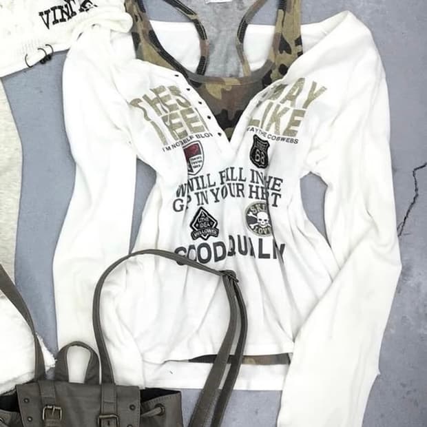 큐빈티지 세트 팝니당 y2k 카모 롱슬리브 레이어드 코디 차일드매거진