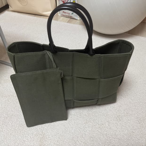 보태가 베네타 아르코 라지 캔버스 토트백 카키