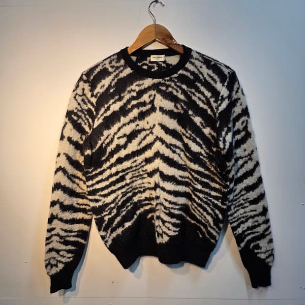 생로랑 14FW 지브라 니트