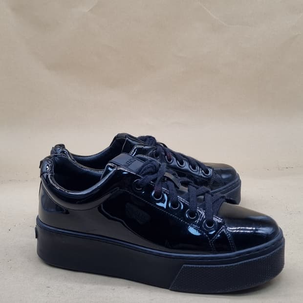 겐조 에나멜 여성 스니커즈 37 실사이즈235~240