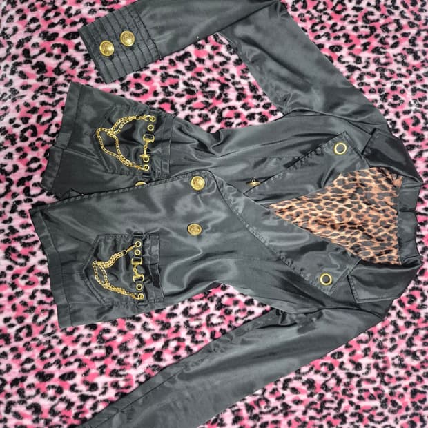 d.i.a 오네갸루 자켓