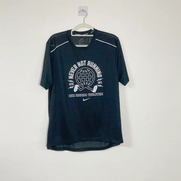 나이키 남성러닝반팔티셔츠 L 호호상점