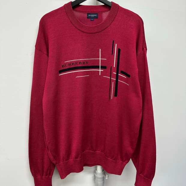 버버리 자수 로고 니트