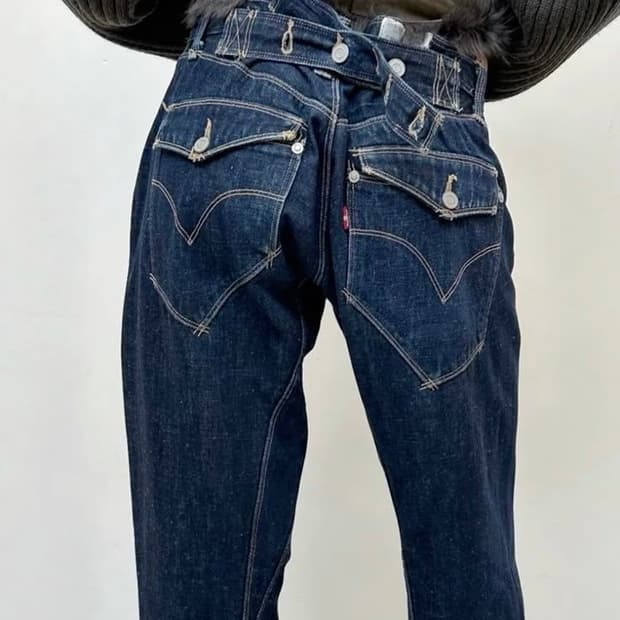 구해요) 리바이스 엔지니어드진 신치백 Engineered Denim