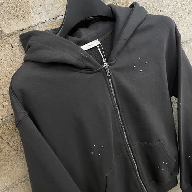 (새상품) 기준 스터드 후드집업