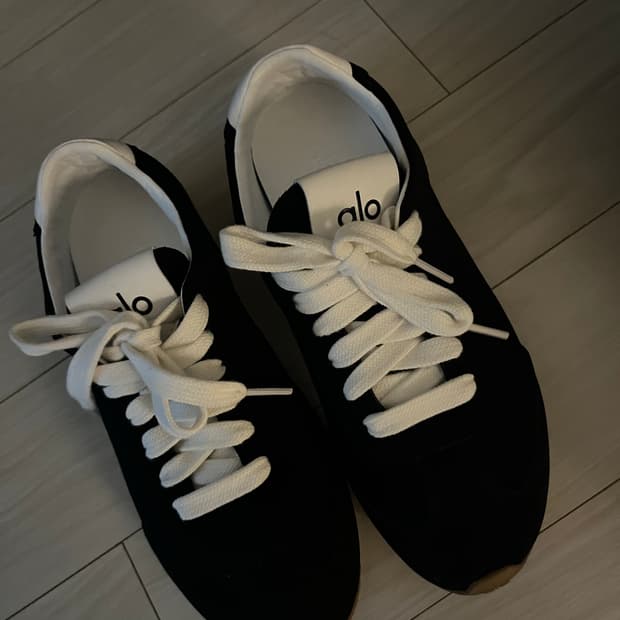 알로 선셋 스니커즈 235