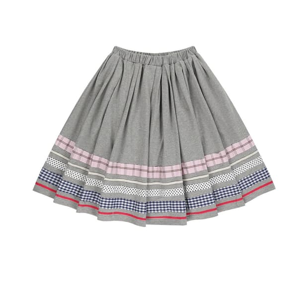 더뮤지엄비지터 W MULTI PATCH MIDI SKIRT GREY