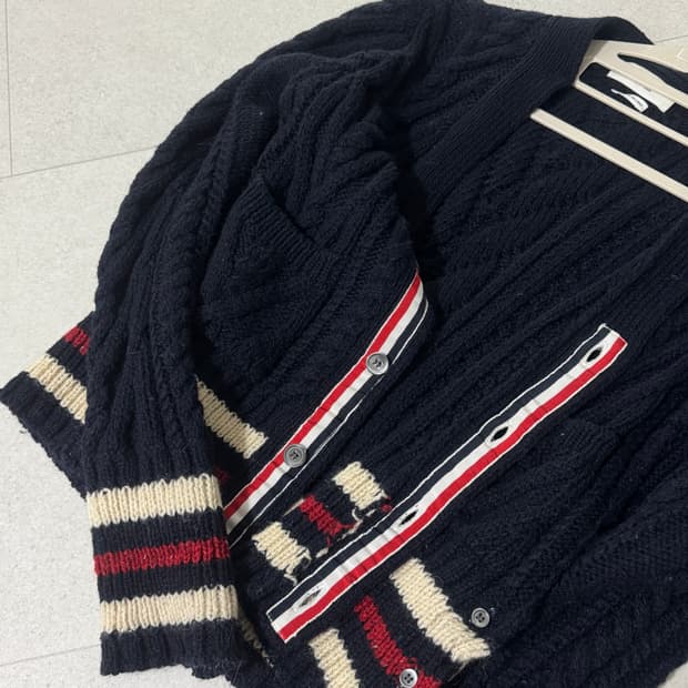 톰브라운 가디건 