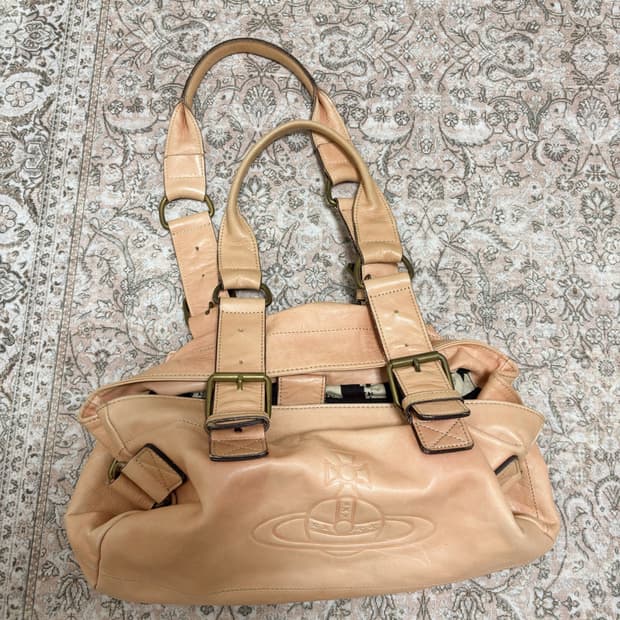 비비안웨스트우드 피치베이지 토트백 숄더백