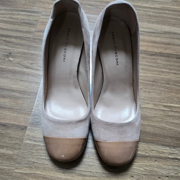 이태리 파비오 루스코니 베이지 스웨이드 힐 230