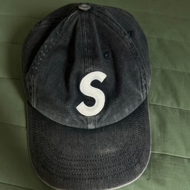 슈프림 s로고캡