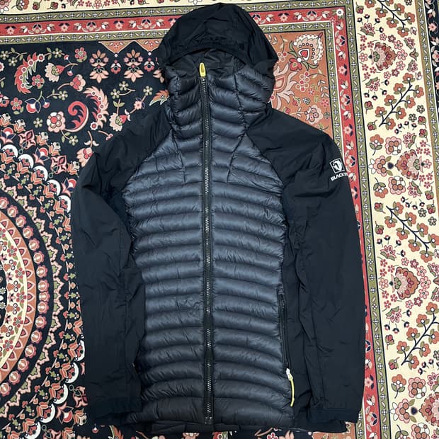 블랙야크 구스다운 경량 다운 자켓 S/90