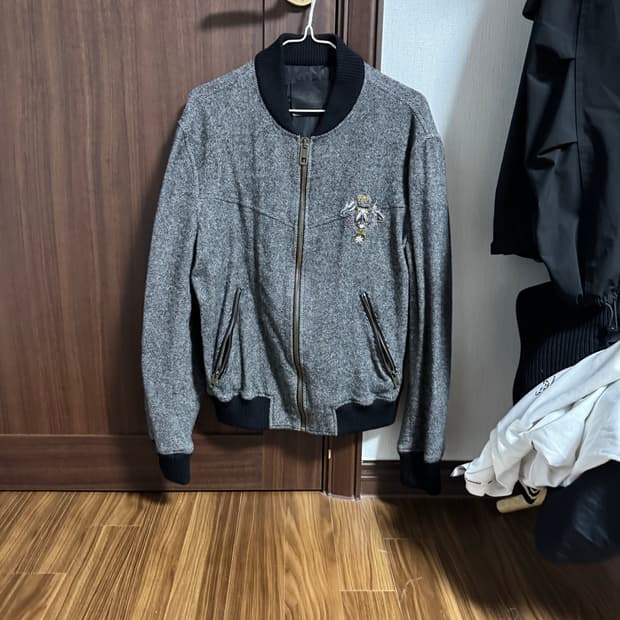 돌채앤가바나 해리본자켓