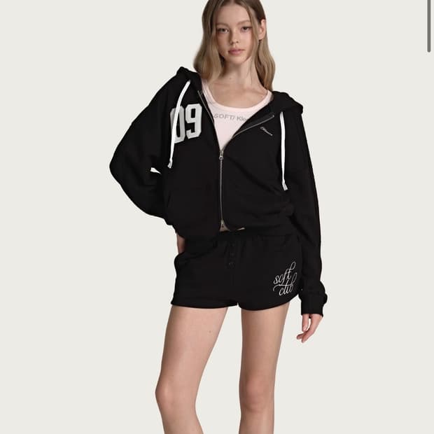 새상품 클리시어 09 후드집업 블랙 