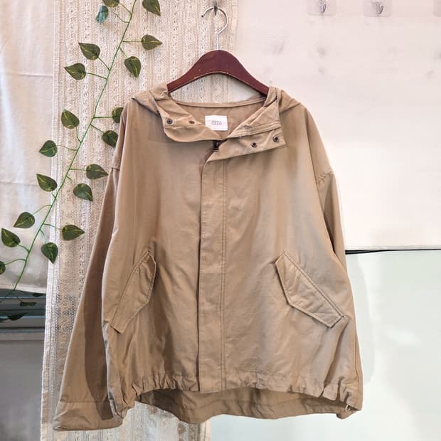 Lowrys farm  베이지 자켓