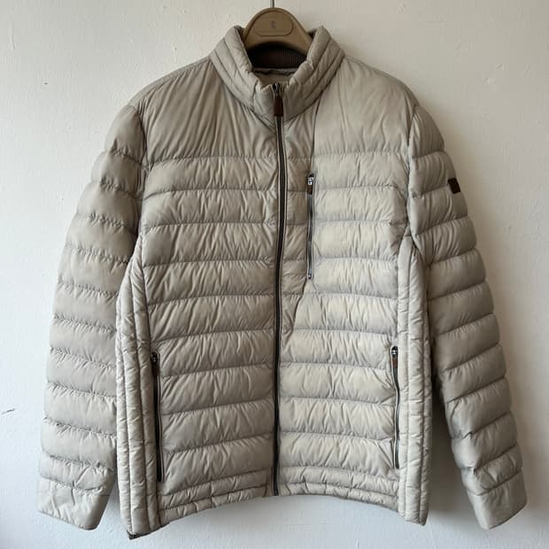 올젠 남성 베이지 구스다운경량패딩 