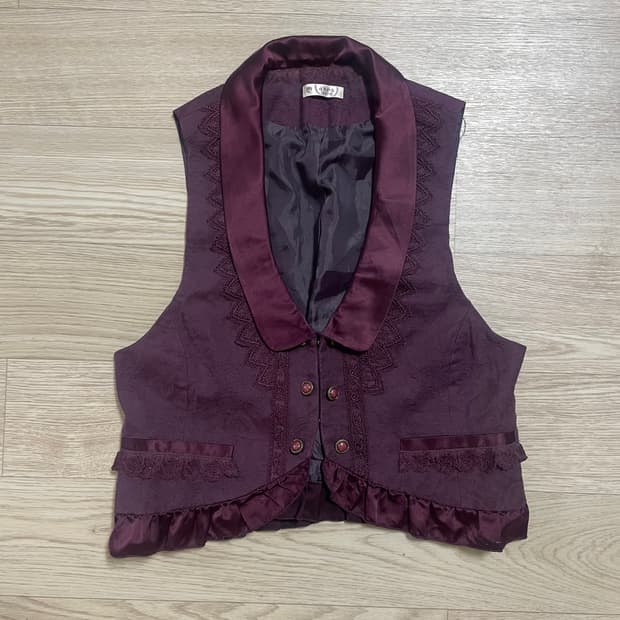 빈티지 와인컬러 레이스 베스트 / 고딕 무드