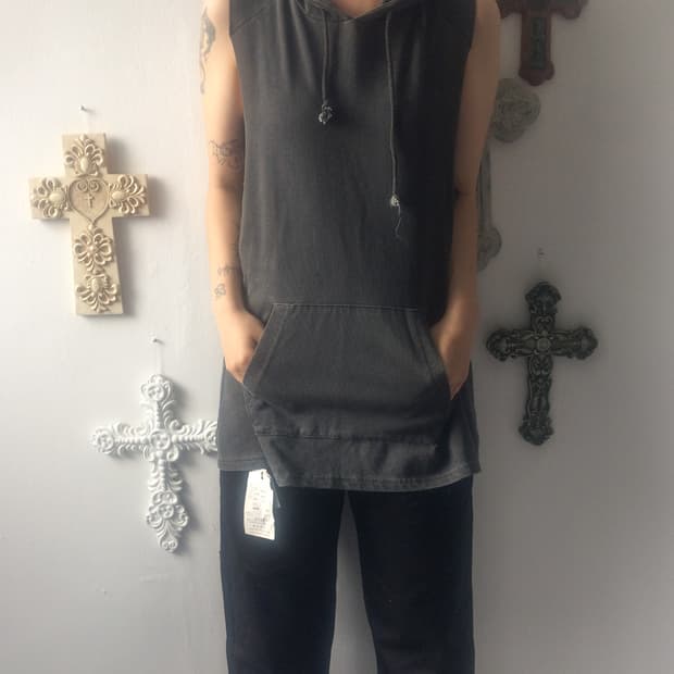 Hood sleeveless