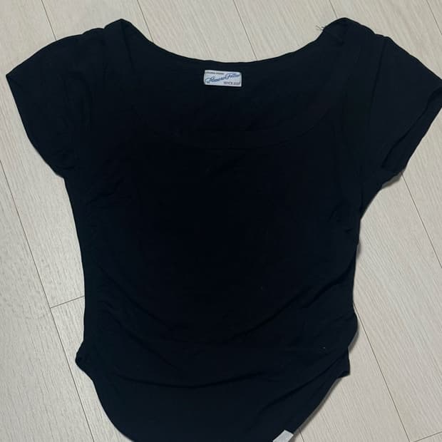 플노팔 플리즈노팔로우 뉴 모모탑 블랙
