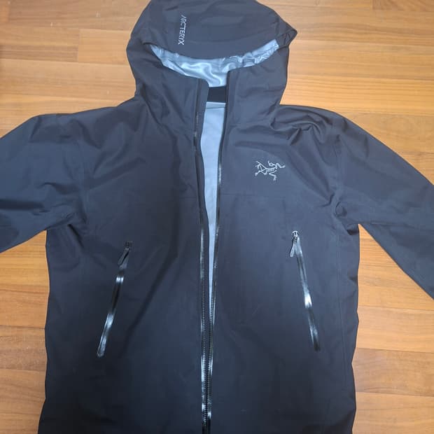 아크테릭스 베타 자켓m 남성