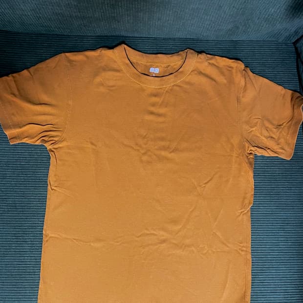 Uniqlo 유니클로 U 크루넥 티 S 머스타드