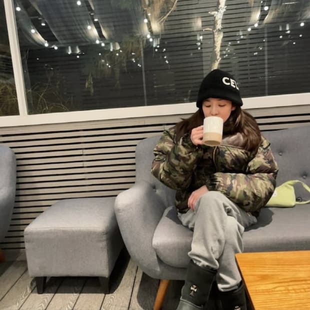 [산다라박님 착용] 셀린느 22AW 카모플라쥬 패딩