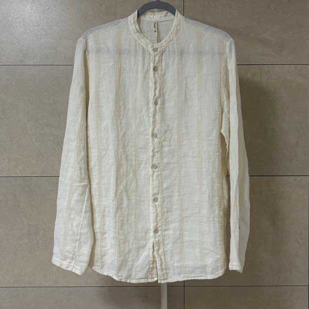 트랜짓 자카드 화이트 셔츠