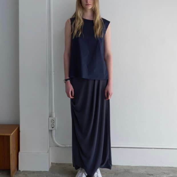 Pica 파이카 DRAPED MAXI SKIRT (navy)