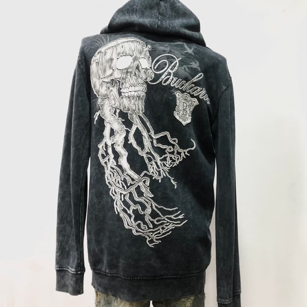 BUCKAROO skull patch hood zipup