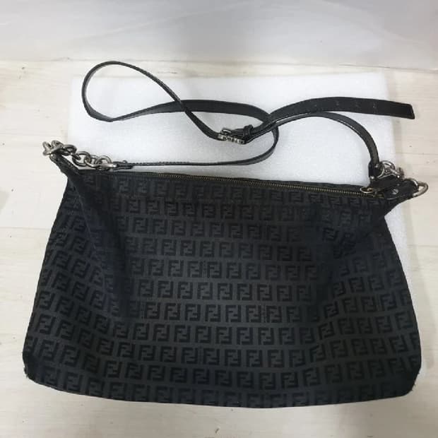 펜디 (정품)주키노 캔버스 숄더백 (Fendi Zucchino 크로스백